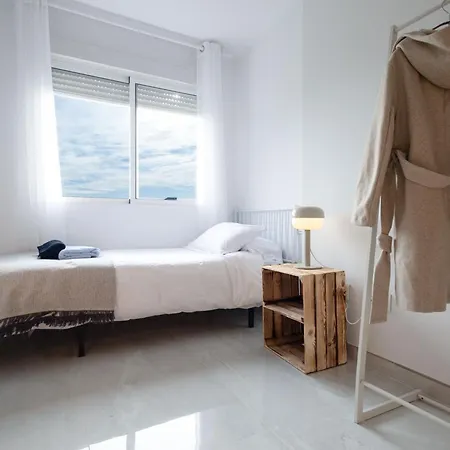 Mar De La Abadia Shared Homestay Malaga
